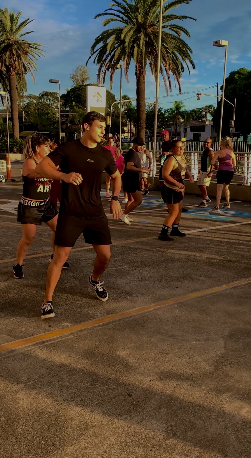 Ginástica, jump, lutas, localizada, kangoo, ritmos, Fitdance, zumba, aeróbica,